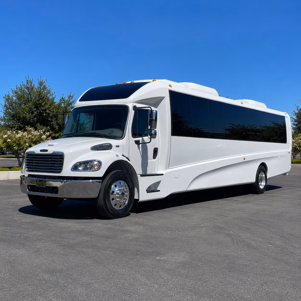 minibuses are the smart pick for richmond s boutique venues and narrow neighborhood roads