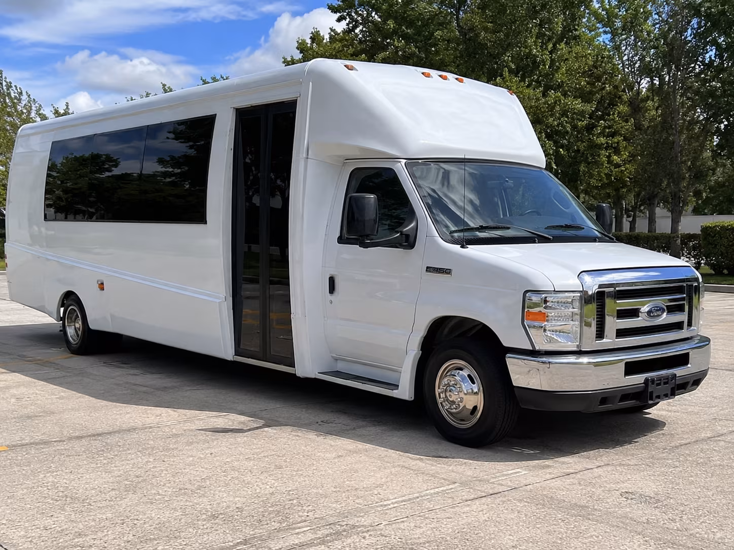richmondcoachbuscompany com connects you to party buses for every richmond prom venue